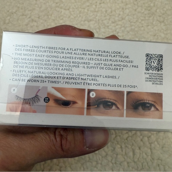 Velour Effortless Lashes - Natural-Looking False Eyelashes - Fluffy - SHORT nib - Picture 2 of 4